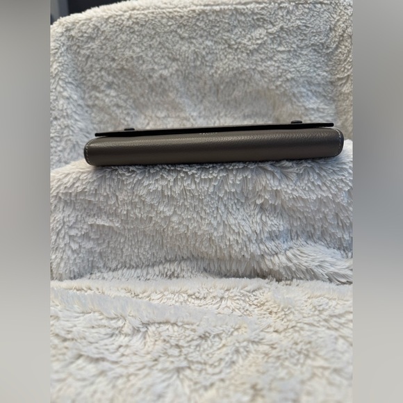 EUC Céline Long Flap Pebble Calfskin Leather Wallet in Grey/Yellow - Picture 15 of 15